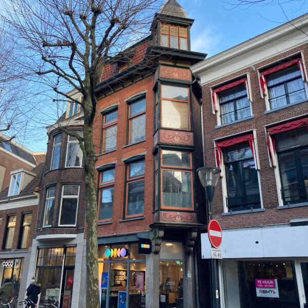 Art Nouveau in Leeuwarden: Bakker P. Dijkstra