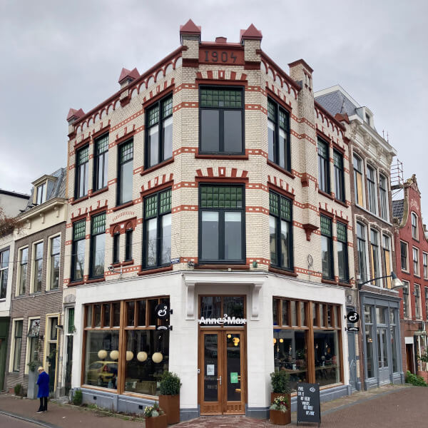 Art Nouveau in Leeuwarden: Anne & Max